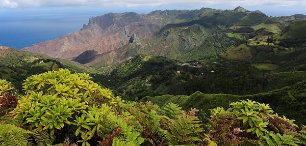 Sandy-Bay-from-the-Peaks-St-Helena_crop600x287